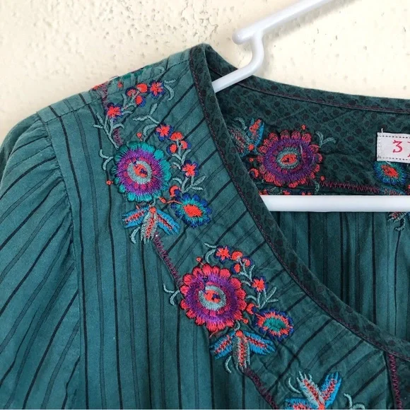 Johnny Was 3J Workshop Blue Stripe Embroidered Dress Size Medium - Picture 5 of 10